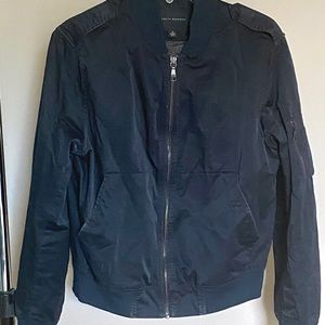 Men’s Banana Republic Light Weight Navy Bomber style jacket M